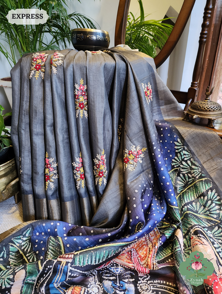 Zynah Army Green Jute Linen Saree With Pichwai Art Pallu, Kantha & Sequins Highlight & Frenchknot Hand Embroidery; Custom Stitched/Ready-made Blouse, Fall, Petticoat; SKU: 0609202402