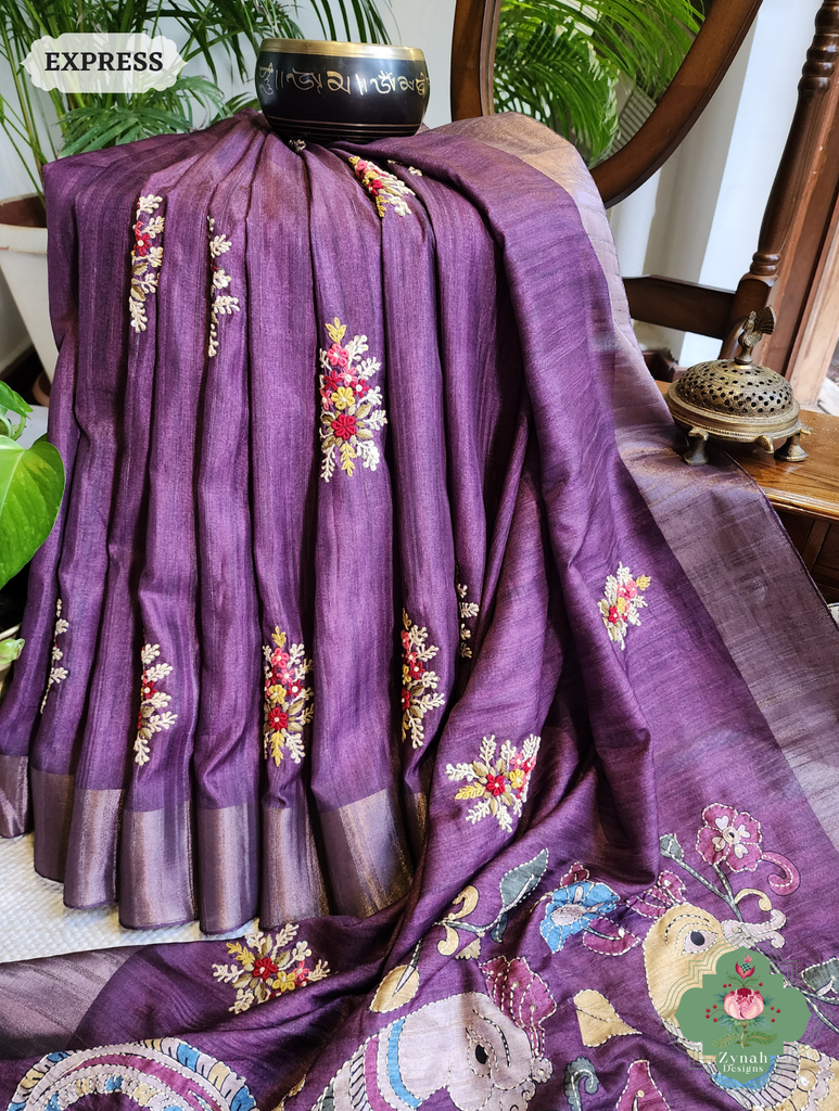 Zynah Aubergine Jute Linen Saree With Kalamkari Pallu, Kantha & Sequins Highlight & Frenchknot Hand Embroidery; Custom Stitched/Ready-made Blouse, Fall, Petticoat; SKU: 0609202403