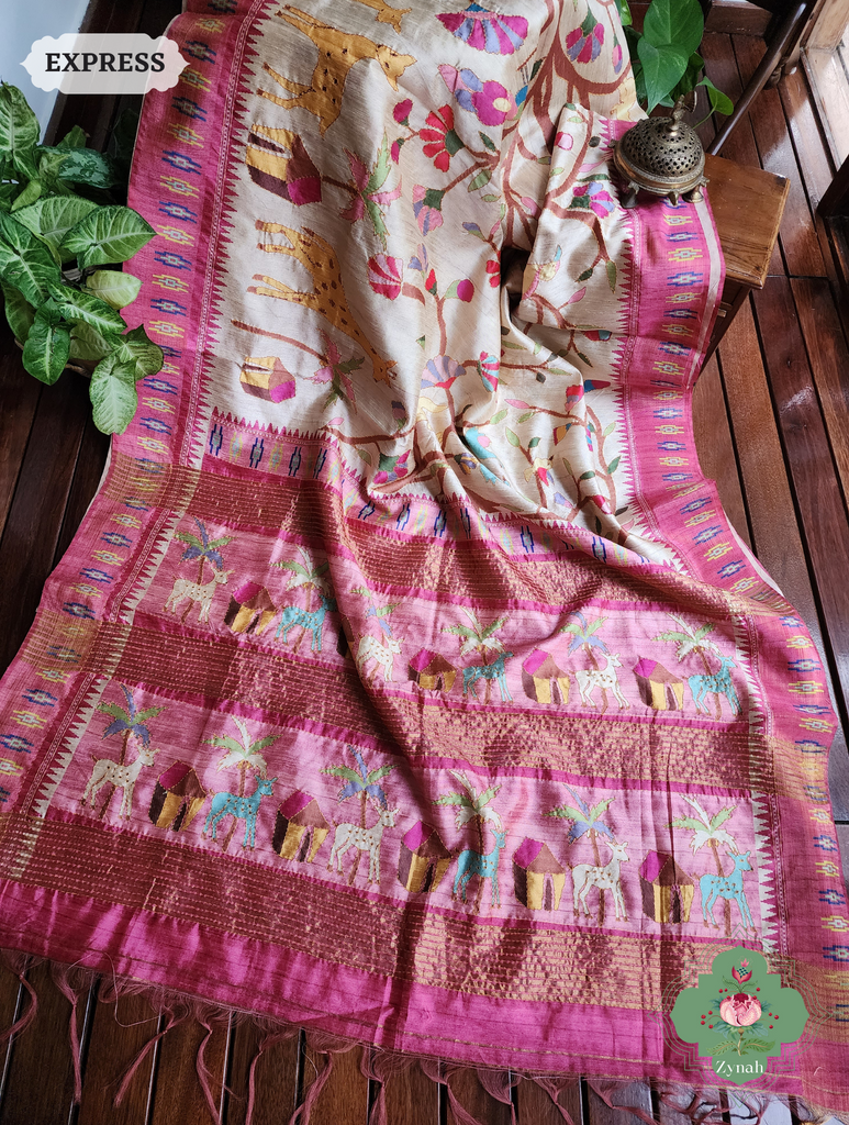 Beige & Pink Jute Linen Saree With Kantha Work &Flora & Fauna Motifs