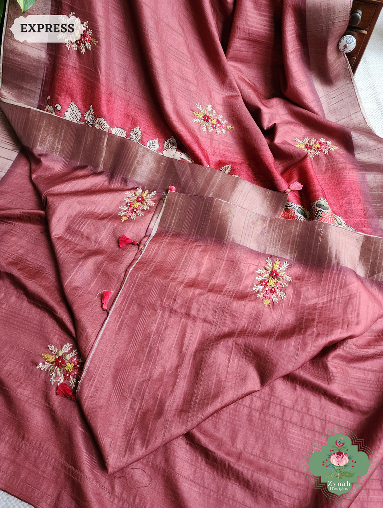 Zynah Coral Red Jute Linen Saree With Kalamkari Pallu, Kantha & Sequins Highlight & Frenchknot Hand Embroidery; Custom Stitched/Ready-made Blouse, Fall, Petticoat; SKU: 0609202404