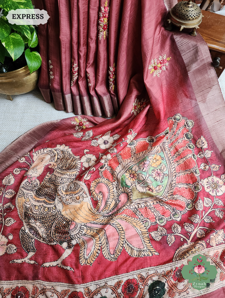 Zynah Coral Red Jute Linen Saree With Kalamkari Pallu, Kantha & Sequins Highlight & Frenchknot Hand Embroidery; Custom Stitched/Ready-made Blouse, Fall, Petticoat; SKU: 0609202404