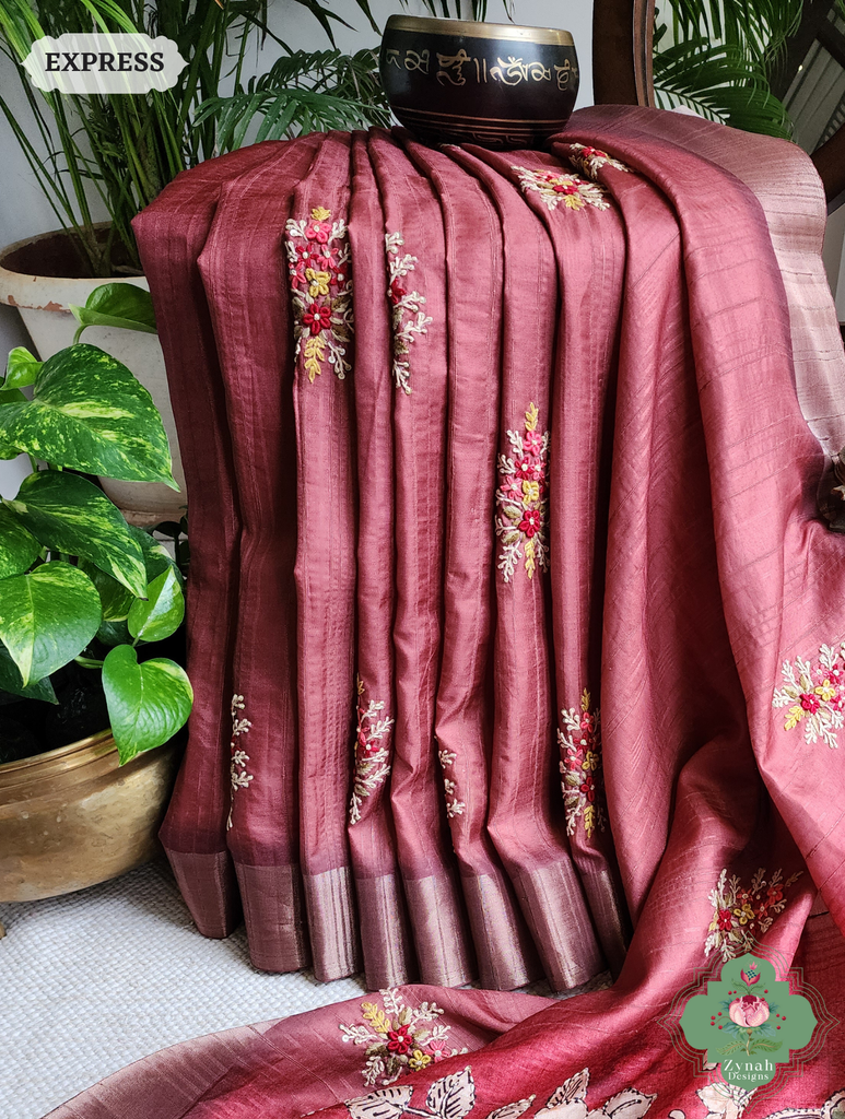 Zynah Coral Red Jute Linen Saree With Kalamkari Pallu, Kantha & Sequins Highlight & Frenchknot Hand Embroidery; Custom Stitched/Ready-made Blouse, Fall, Petticoat; SKU: 0609202404
