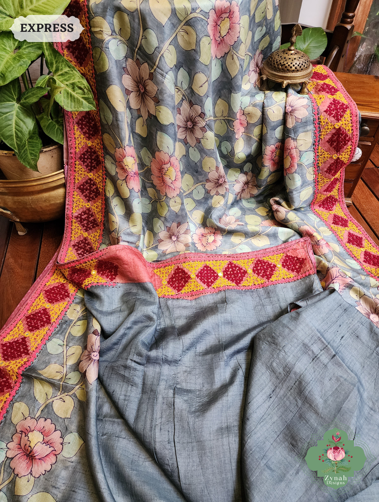 Zynah Grey Hand-Painted Tussar Silk Kalamkari Saree With Kutch Hand Embroidery; Custom Stitched/Ready-made Blouse, Fall, Petticoat; SKU: 2805202502