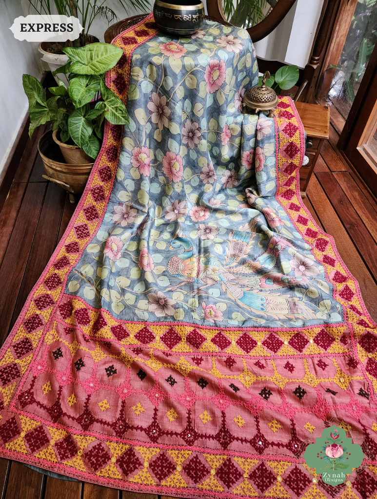 Zynah Grey Hand-Painted Tussar Silk Kalamkari Saree With Kutch Hand Embroidery; Custom Stitched/Ready-made Blouse, Fall, Petticoat; SKU: 2805202502