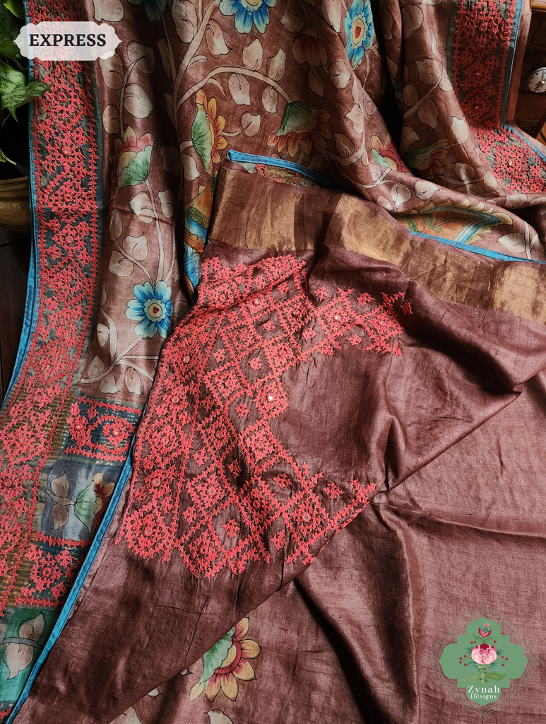 Zynah Mocha Hand-Painted Tussar Silk Kalamkari Saree With Kutch Hand Embroidery; Custom Stitched/Ready-made Blouse, Fall, Petticoat; SKU: 2805202504