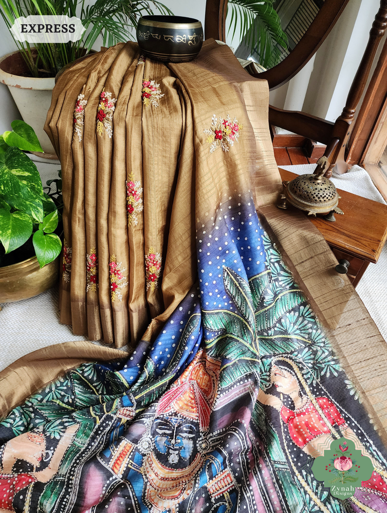 Zynah Mustard Yellow Jute Linen Saree With Pichwai Art Pallu, Kantha & Sequins Highlight & Frenchknot Hand Embroidery; Custom Stitched/Ready-made Blouse, Fall, Petticoat; SKU: 0609202406