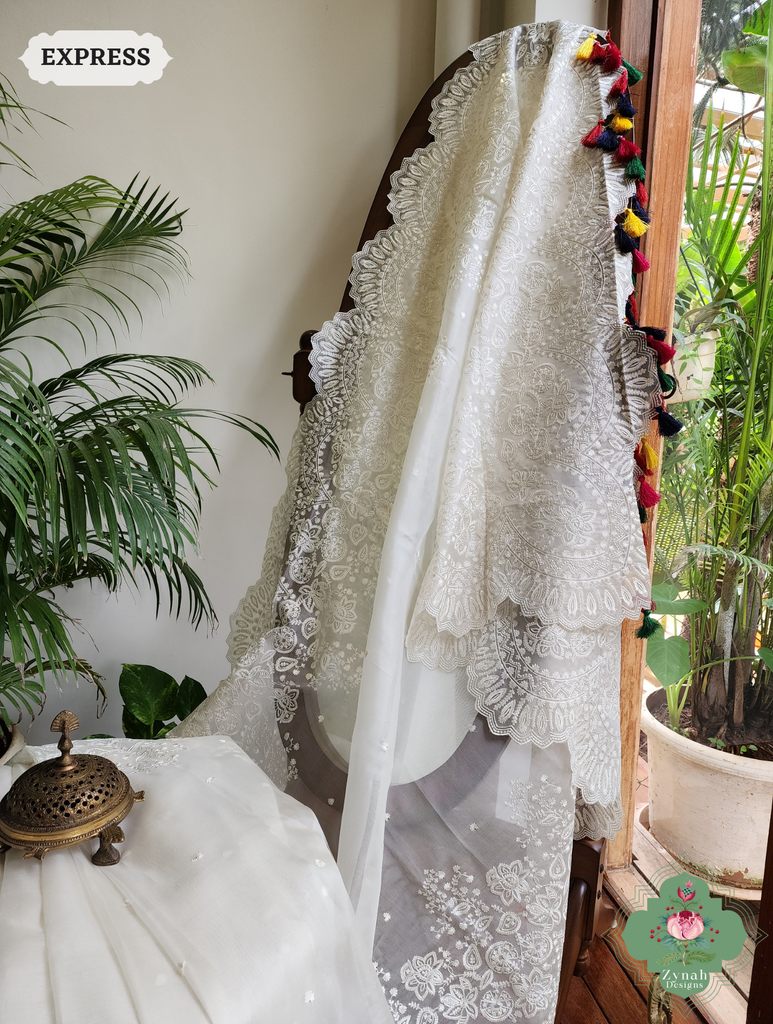 Zynah Off White Pure Organza Silk Saree With Embroidery & Scalloped Border; Custom Stitched/Ready-made Blouse, Fall, Petticoat; SKU: 1209202402
