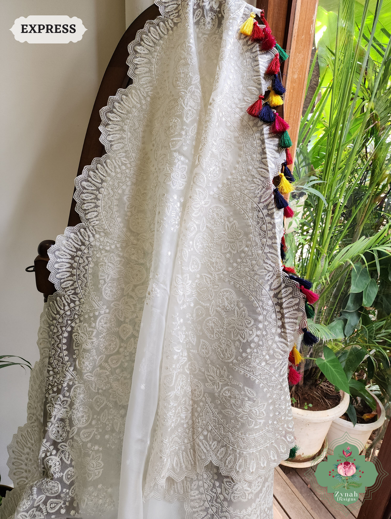 Zynah Off White Pure Organza Silk Saree With Embroidery & Scalloped Border; Custom Stitched/Ready-made Blouse, Fall, Petticoat; SKU: 1209202402