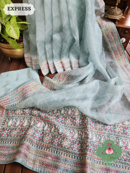 Zynah Powder Blue Organza Silk Saree With Bandhani Prints & Multi-coloured Embroidery On Pallu And Border; Custom Stitched/Ready-made Blouse, Fall, Petticoat; SKU: 1905202301
