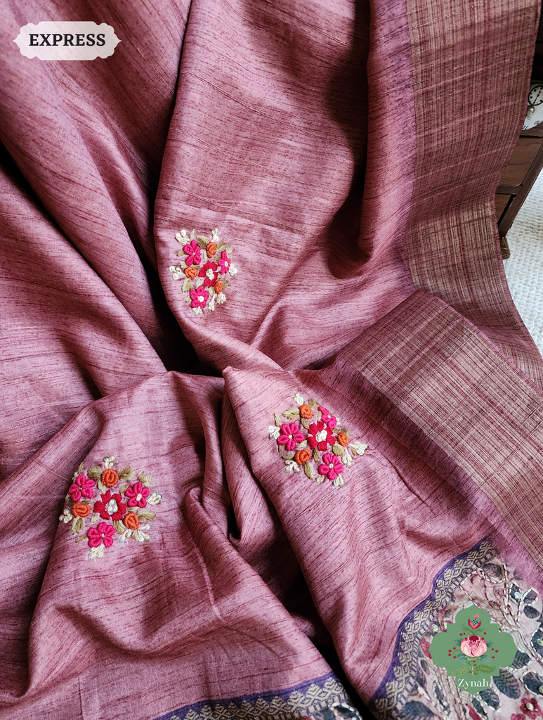 Rose Gold Jute Linen Saree, Kalamkari Pallu With Kantha Work, All Over Frenchknot Embroidery Butis