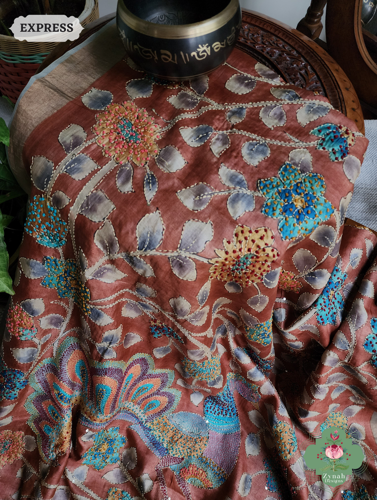 Zynah Rust Hand-Painted Tussar Silk Kalamkari Saree With French Knot & Kantha Hand Embroidery & Sequins Highlight; Custom Stitched/Ready-made Blouse, Fall, Petticoat; SKU: 2805202501