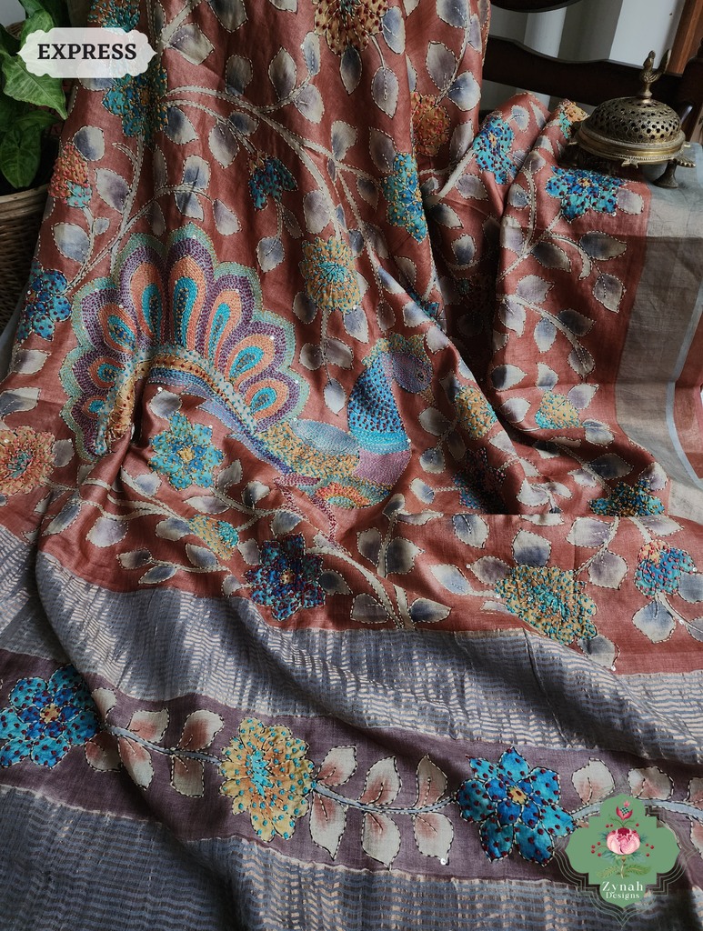 Zynah Rust Hand-Painted Tussar Silk Kalamkari Saree With French Knot & Kantha Hand Embroidery & Sequins Highlight; Custom Stitched/Ready-made Blouse, Fall, Petticoat; SKU: 2805202501
