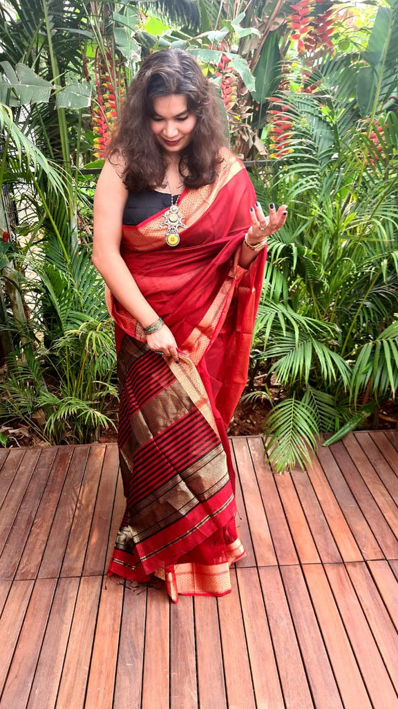 Zynah Pure Handloom Maheshwari Silk Cotton Saree with Contrast Blouse-piece; Custom Stitched/Ready-made Blouse, Fall, Petticoat; Shipping available USA, Worldwide