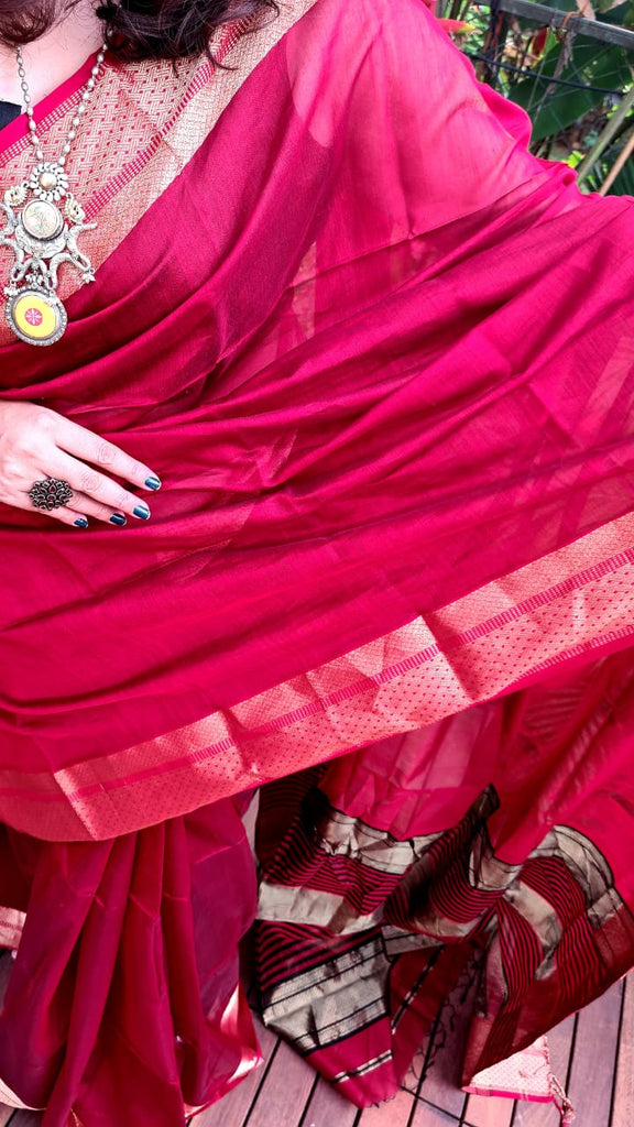 Zynah Pure Handloom Maheshwari Silk Cotton Saree with Contrast Blouse-piece; Custom Stitched/Ready-made Blouse, Fall, Petticoat; Shipping available USA, Worldwide