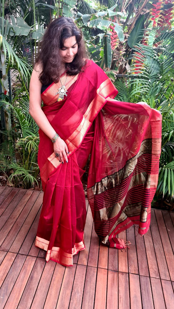 Zynah Pure Handloom Maheshwari Silk Cotton Saree with Contrast Blouse-piece; Custom Stitched/Ready-made Blouse, Fall, Petticoat; Shipping available USA, Worldwide