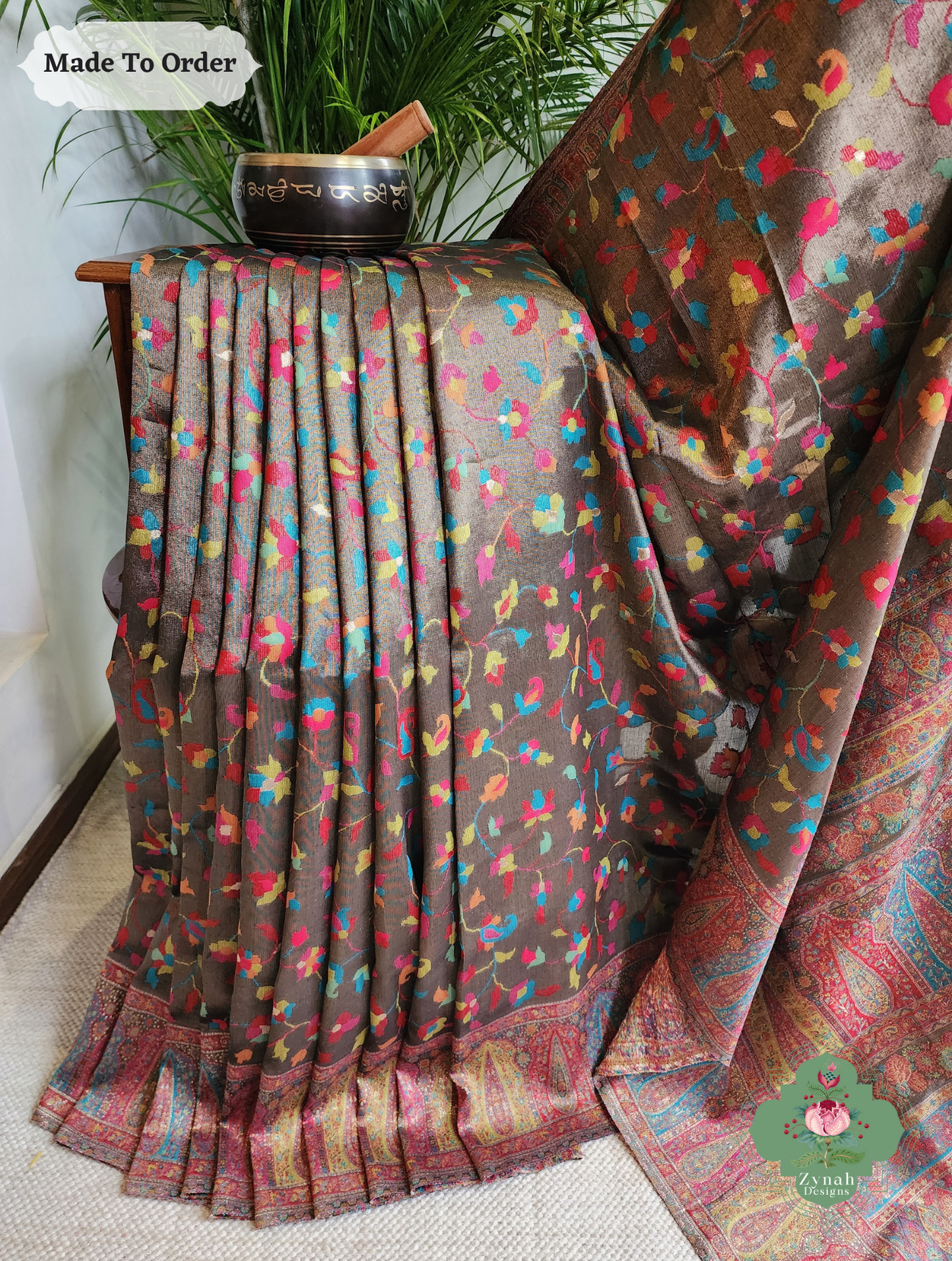 Zynah Suvarna – Antique Gold Woven Kashmiri Pure Kani Tissue Silk Jamavar Saree