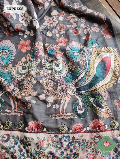 Zynah Army Green Jute Linen Saree With Kalamkari Pallu, Kantha & Sequins Highlight & Frenchknot Hand Embroidery; Custom Stitched/Ready-made Blouse, Fall, Petticoat; SKU: 0609202401