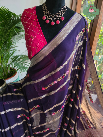 Zynah Aubergine Rêverie – Aubergine Organza Crepe Silk Saree with Zari Borders, Stripes & French Knot Hand Embroidery