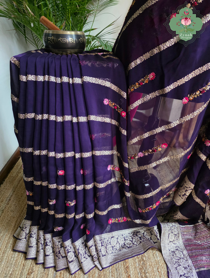 Zynah Aubergine Rêverie – Aubergine Organza Crepe Silk Saree with Zari Borders, Stripes & French Knot Hand Embroidery