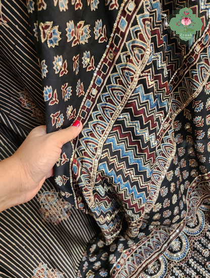 Zynah Sunehri Viraasat – Beige & Black Ajrakh Modal Silk Saree with Hand Embellishments