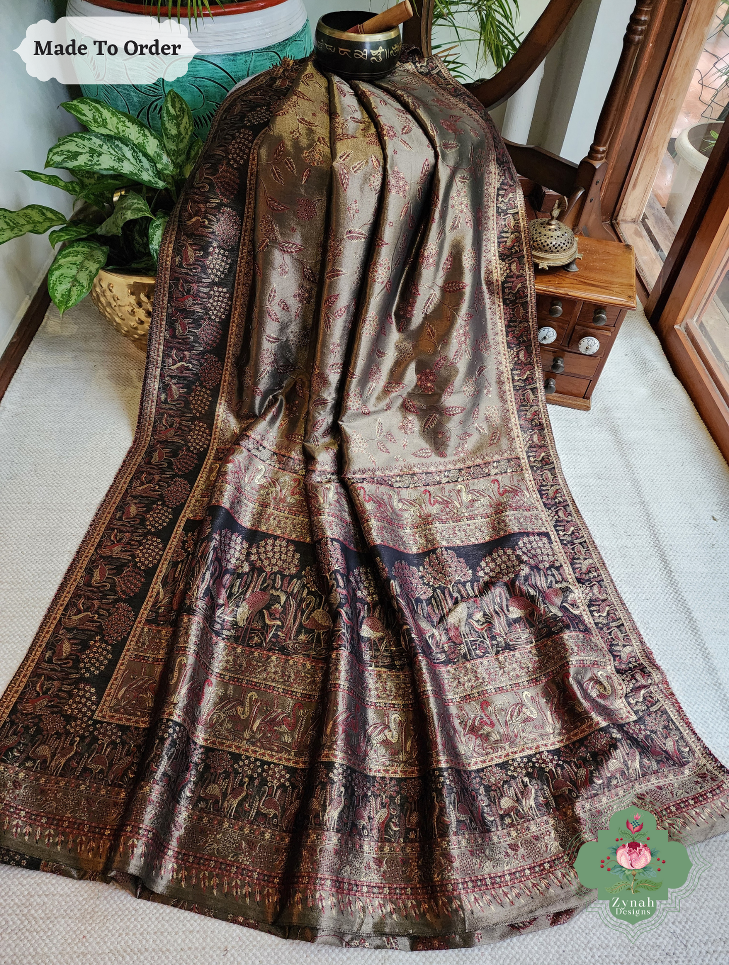 Zynah Soz-e-Zar – Bronze Handwoven Kashmiri Pure Kani Tissue Silk Jamavar Saree