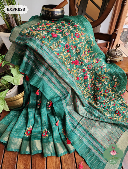 Green Linen Silk Saree With Frenchknot Hand Embroidery 3