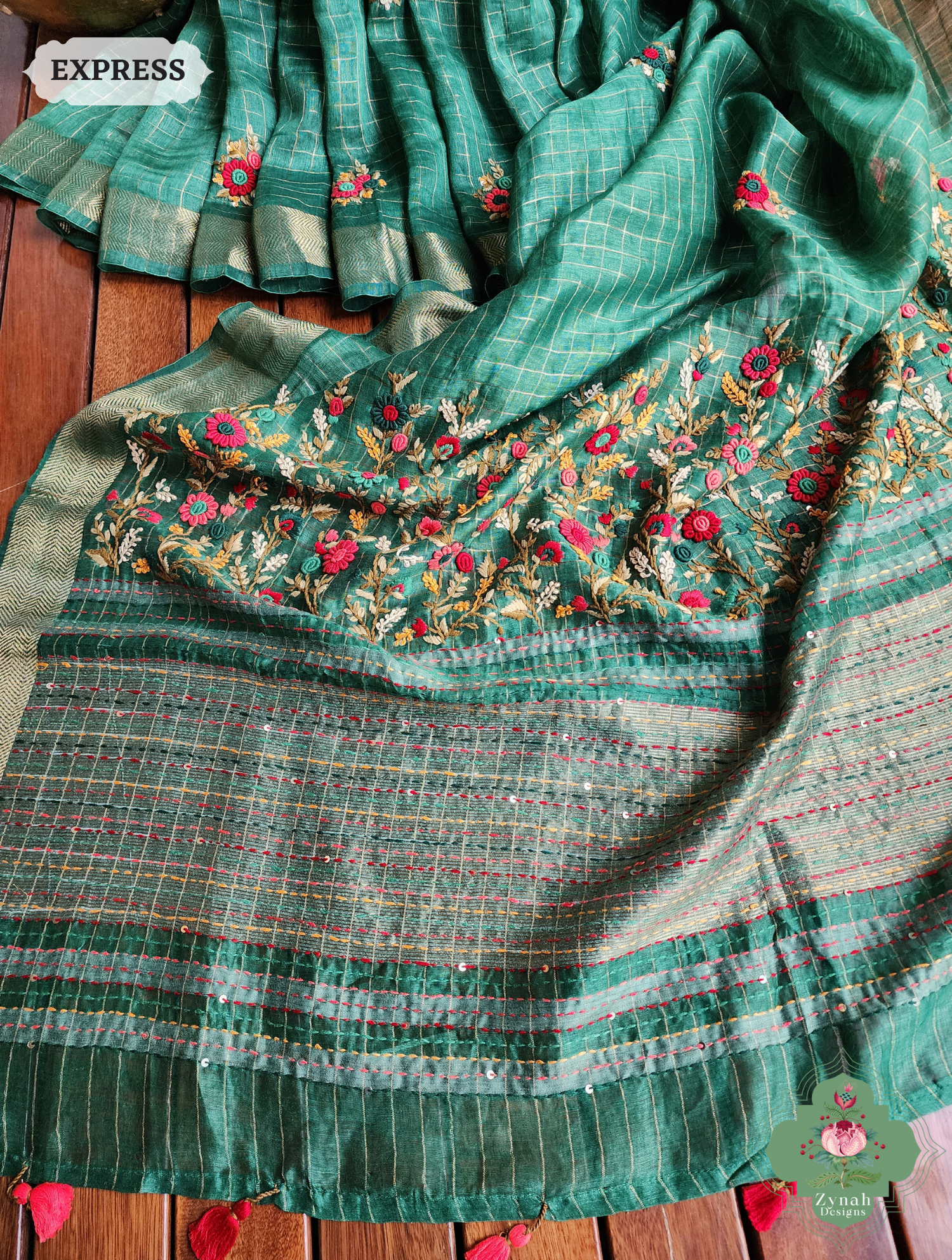 Green Linen Silk Saree With Frenchknot Hand Embroidery 5