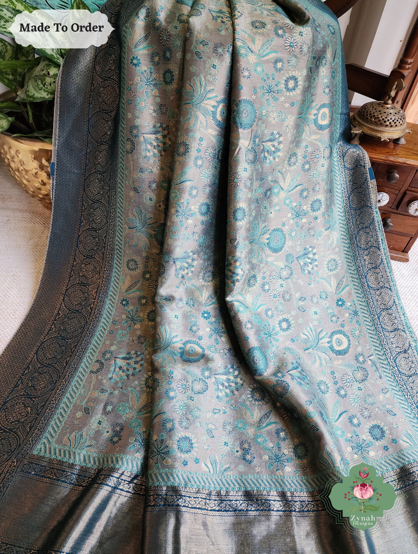 Zynah Dhundh – Grey Handwoven Kashmiri Pure Kani Tissue Silk Jamavar Saree