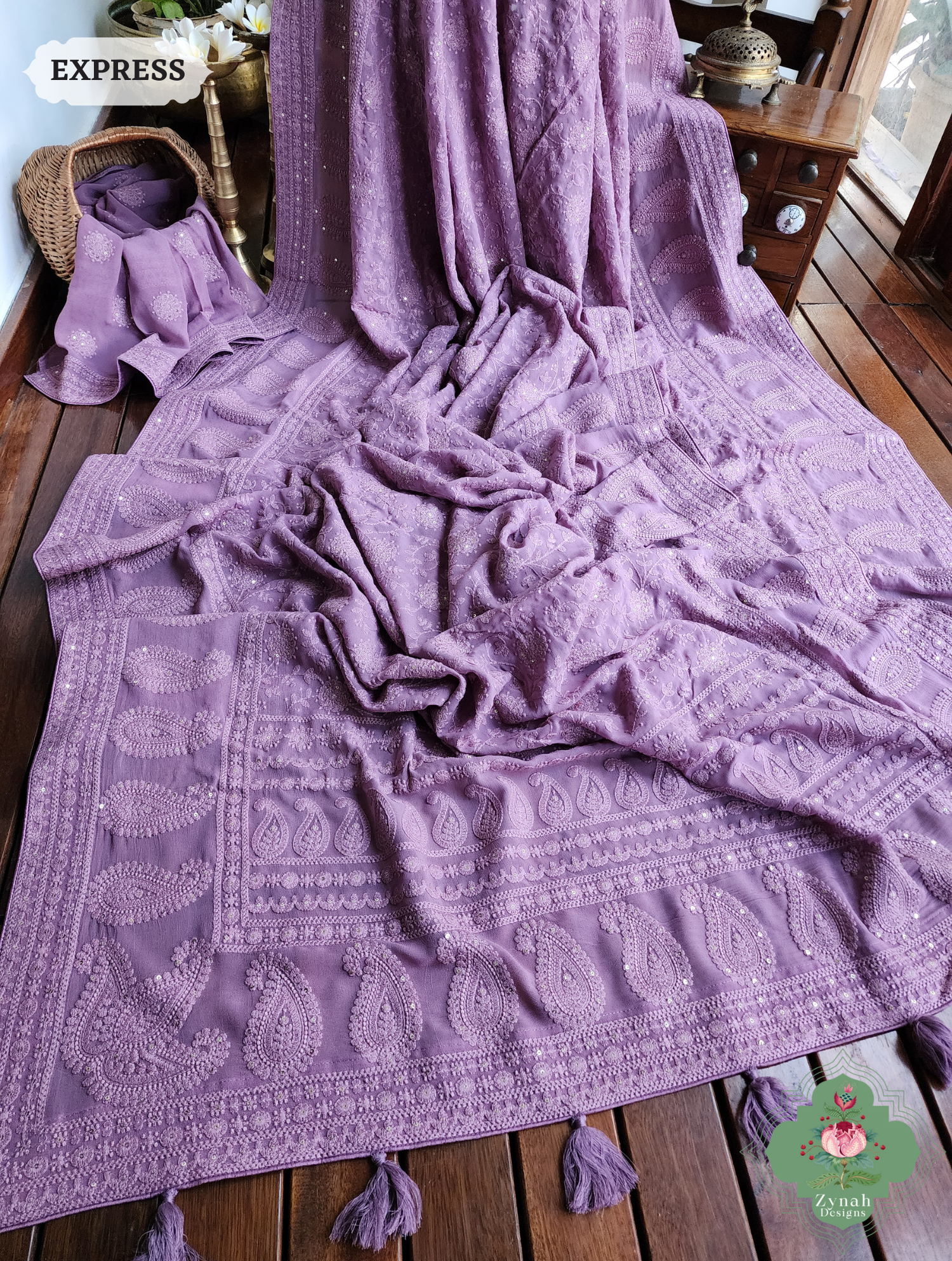 Lilac Pure Georgette Saree with Chikankari Embroidery 10