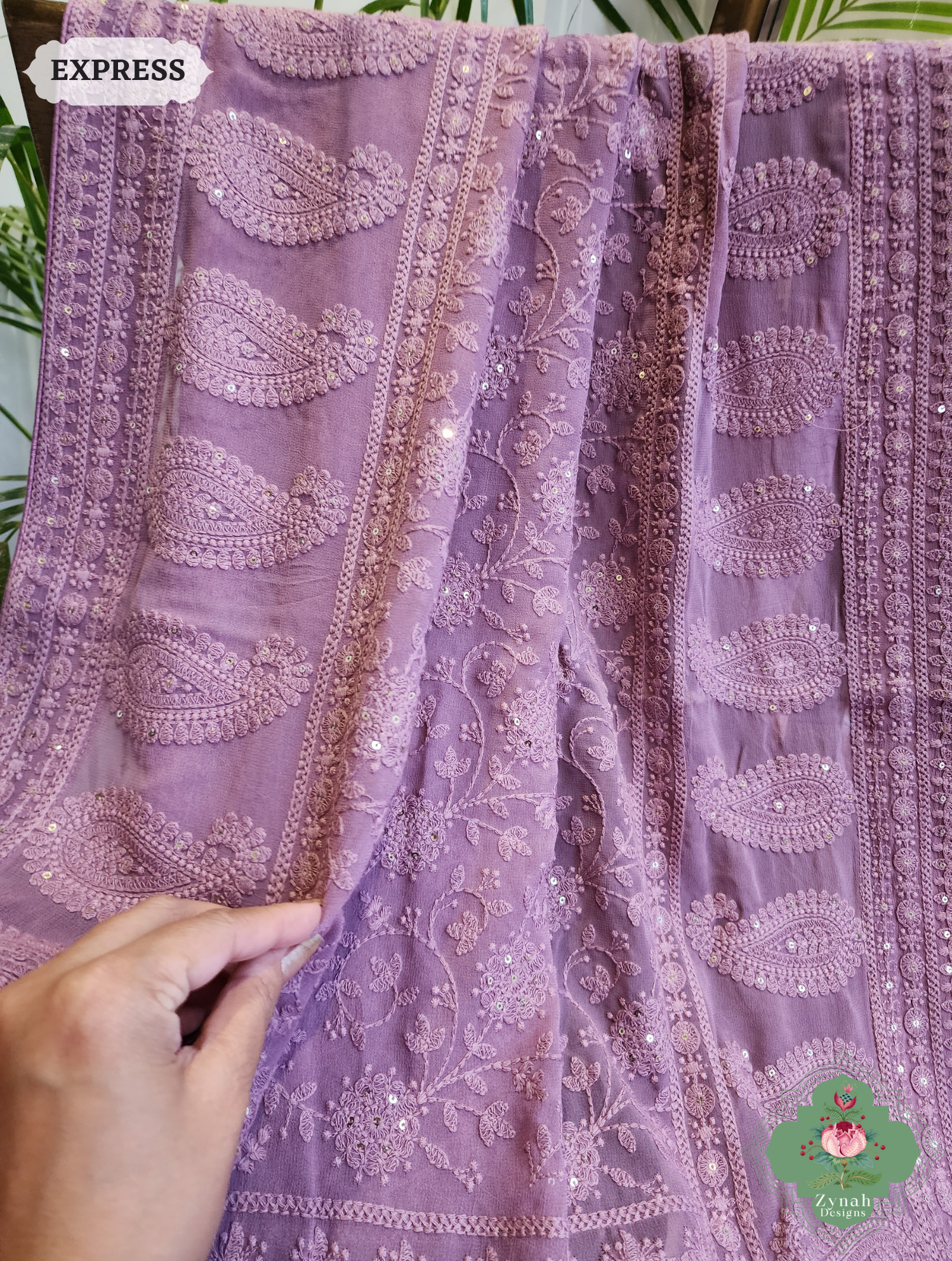 Lilac Pure Georgette Saree with Chikankari Embroidery 7