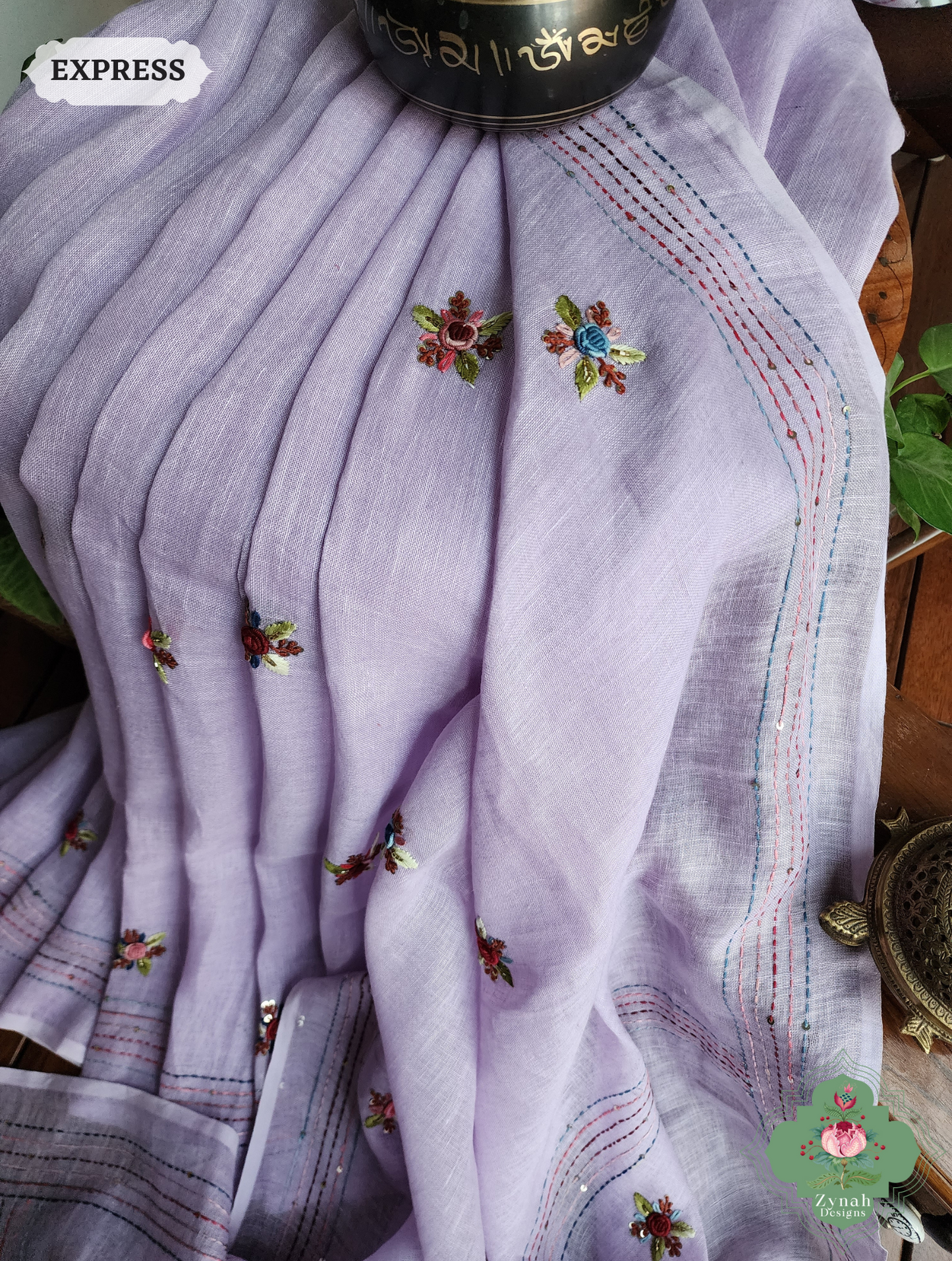 Lilac Organic Linen Saree With Frenchknot Hand Embroidery 5