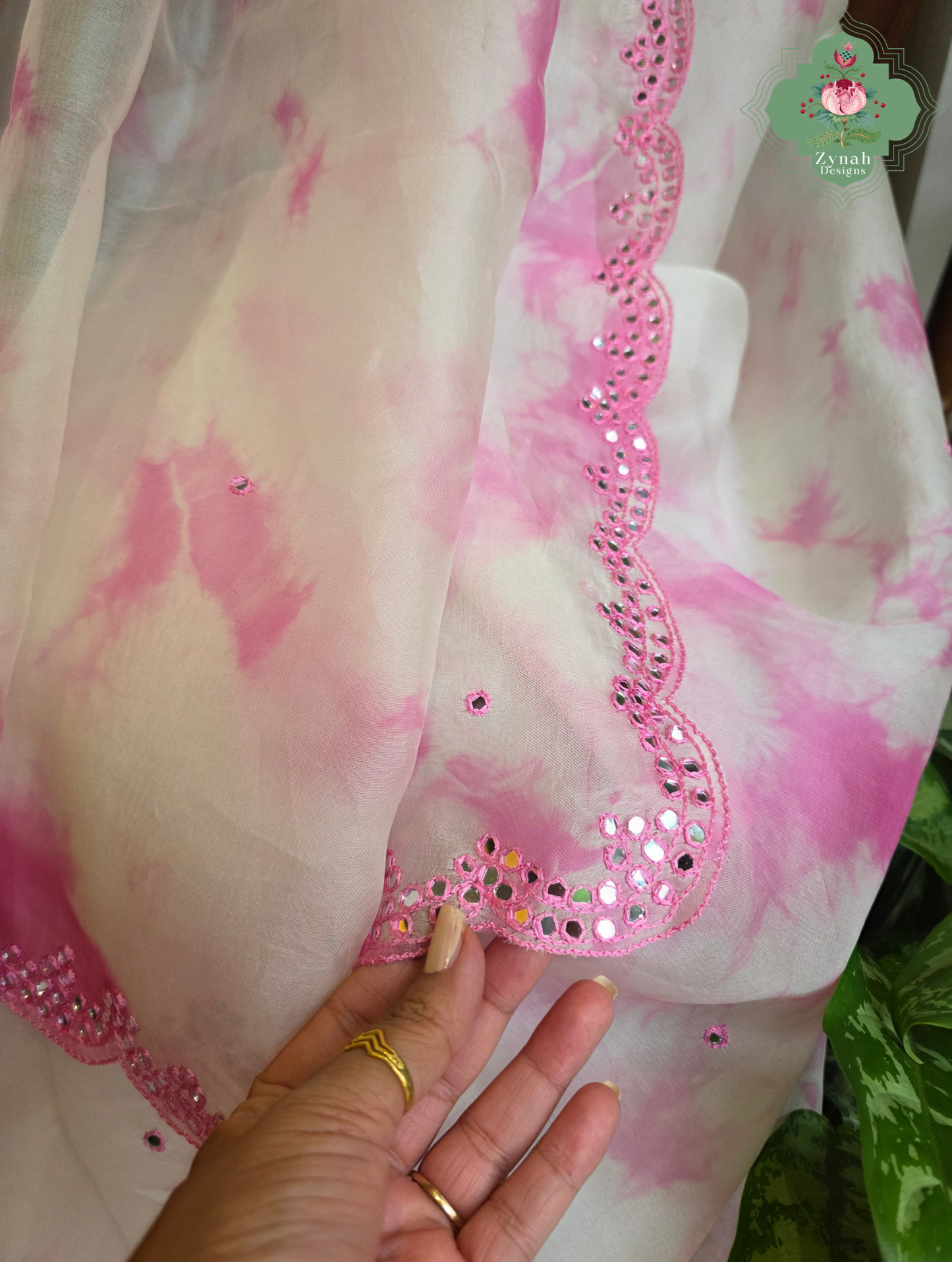 Mrinalini Off White / Pink Organza Silk Saree With Hand Mirrorwork