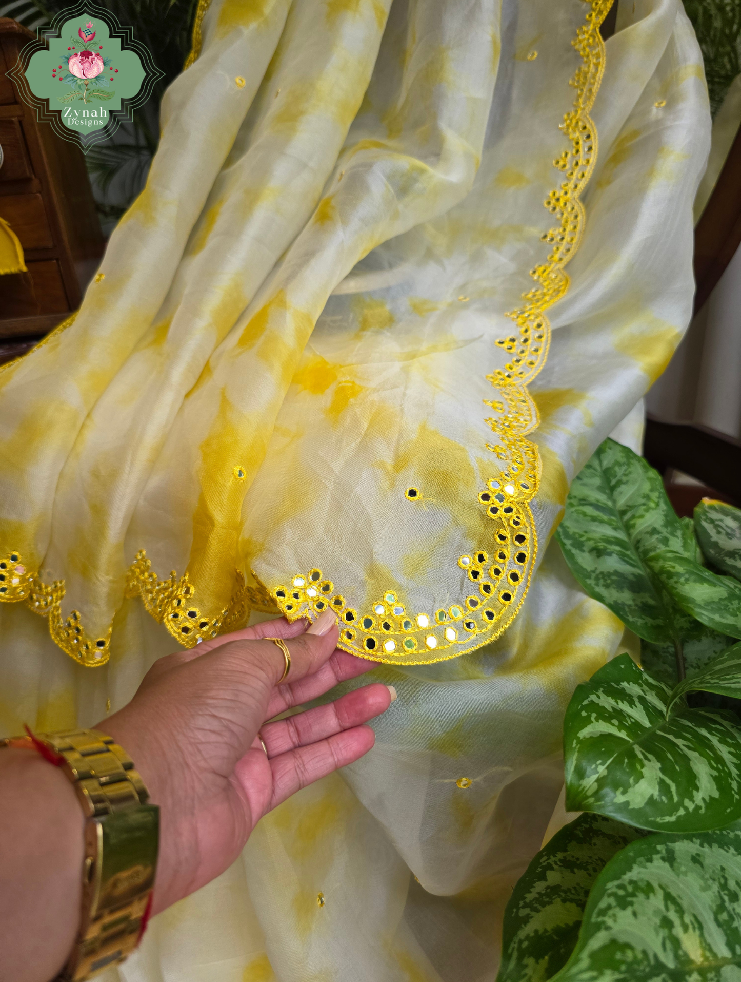 Manjari Off White / Yellow Organza Silk Saree With Hand Mirrorwork