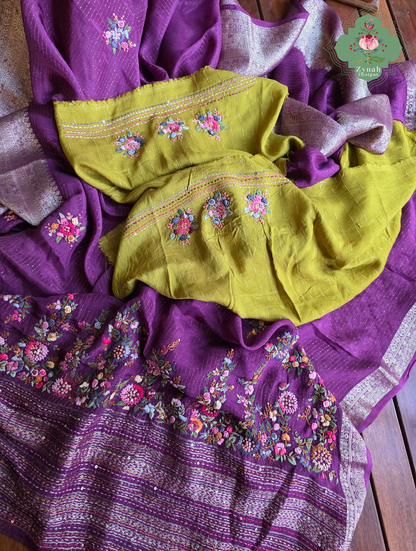 Zynah Aubergine Éclat – Purple Aubergine Satin Silk Saree with French Knot Hand Embroidery & Fine Gold Zari Lines