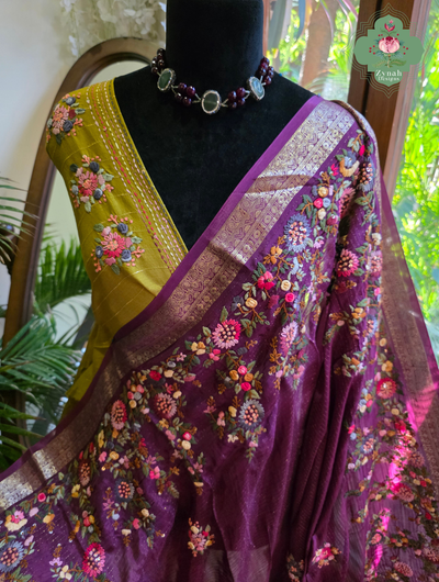 Zynah Aubergine Éclat – Purple Aubergine Satin Silk Saree with French Knot Hand Embroidery & Fine Gold Zari Lines