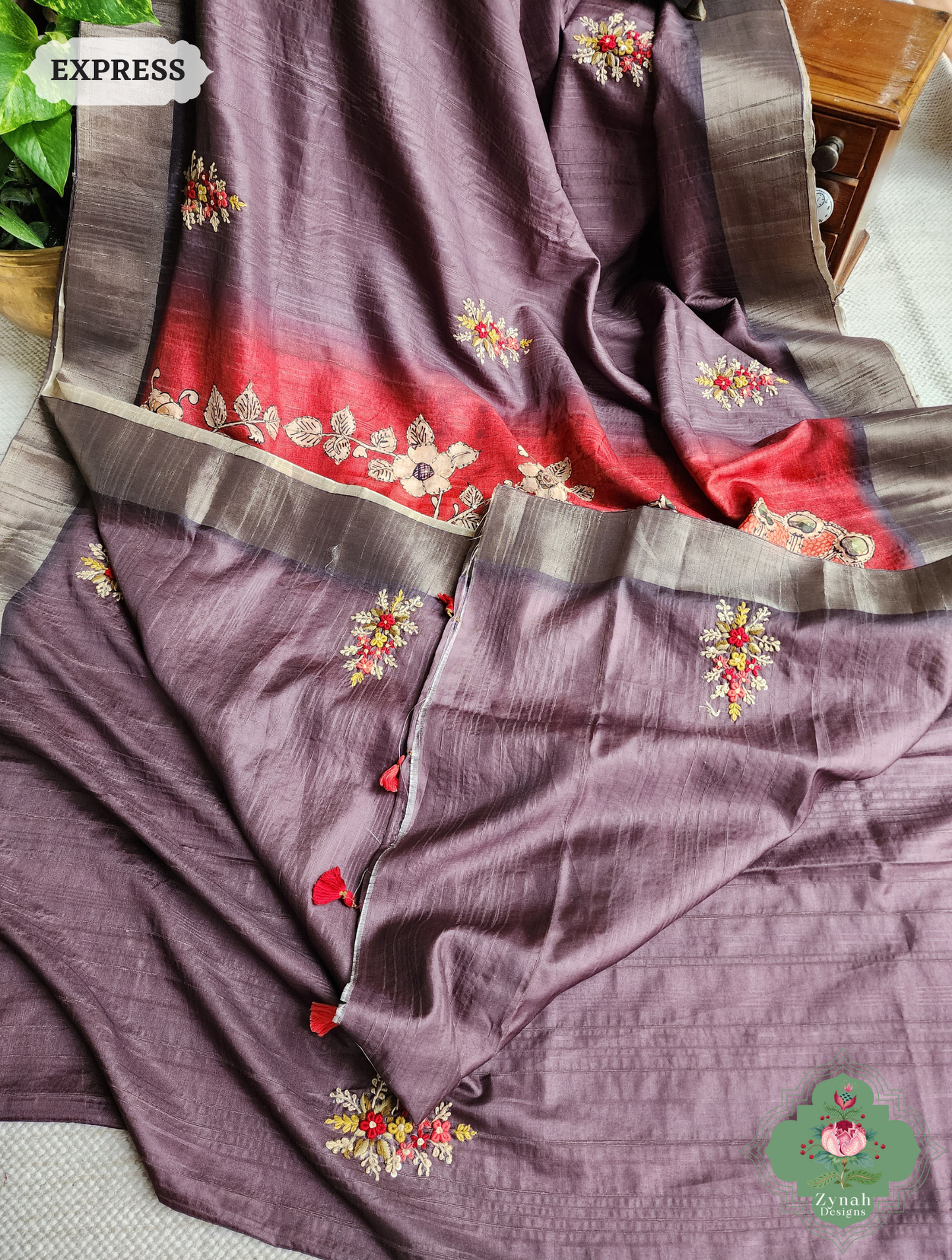 Zynah Wine Jute Linen Saree With Red Kalamkari Pallu, Kantha & Sequins Highlight & Frenchknot Hand Embroidery; Custom Stitched/Ready-made Blouse, Fall, Petticoat; SKU: 06092024010