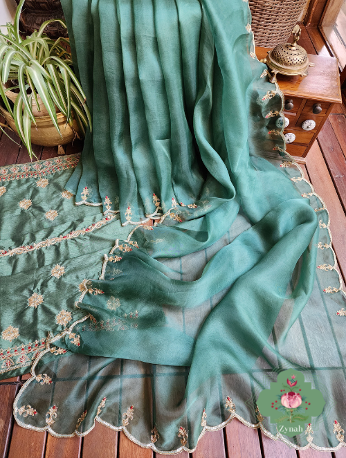 Green Pure Organza Silk Saree with Pastel Sequins and Zardosi Handwork, featuring a Scalloped Border - Perfect for Any Occasion